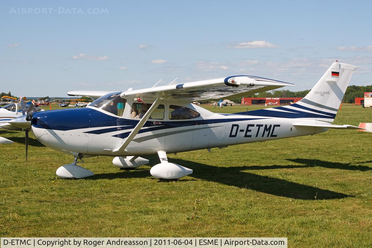 D-ETMC, 2006 Cessna T182T Turbo Skylane C/N T18208586, At EAA Fly-in