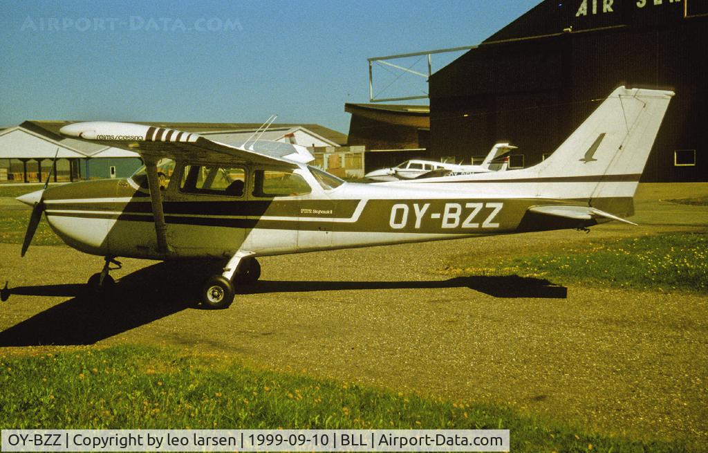 OY-BZZ, 1976 Reims F172M ll Skyhawk C/N 1475, Billund 10.9.99