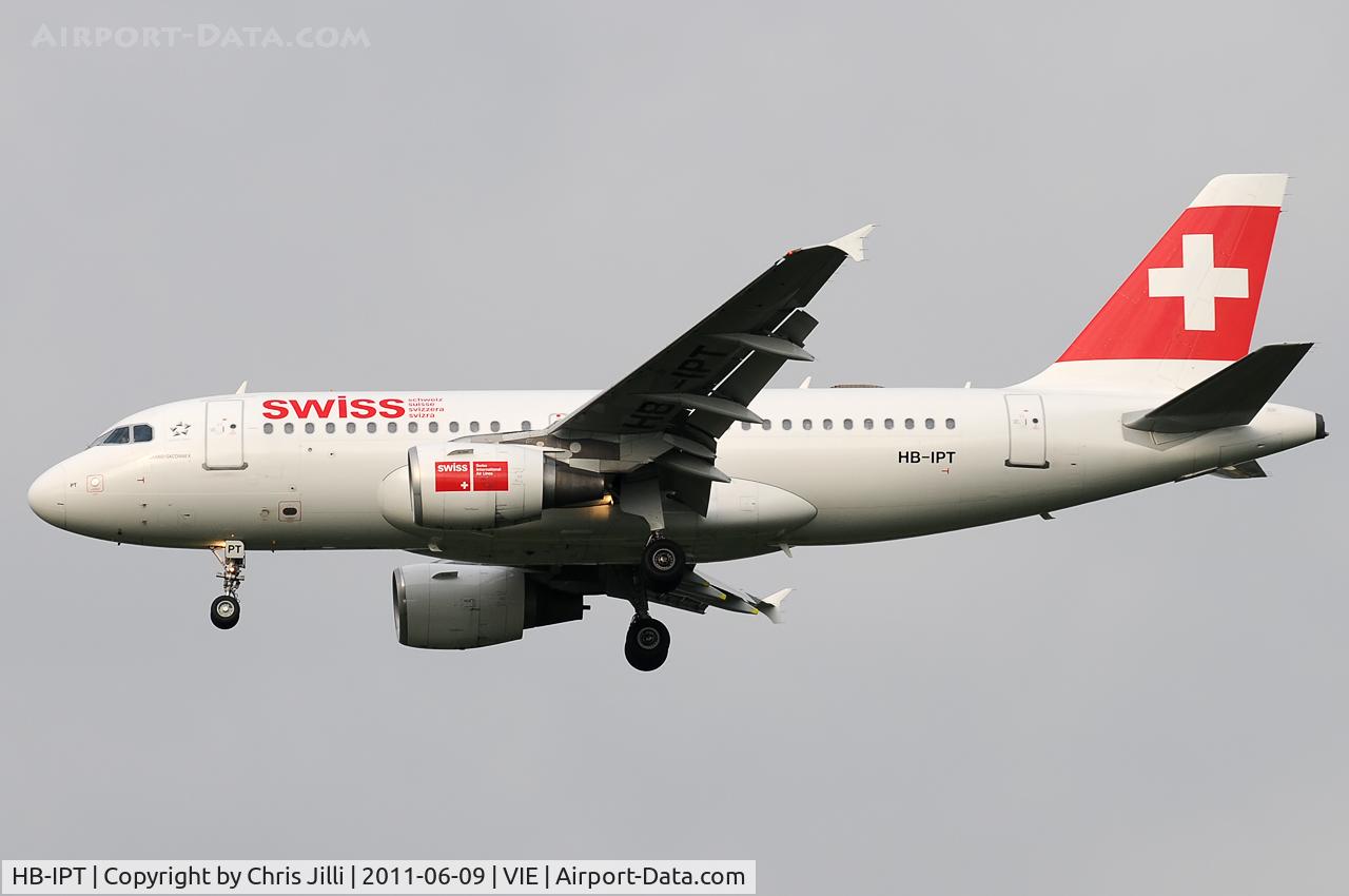 HB-IPT, 1997 Airbus A319-112 C/N 727, Swiss