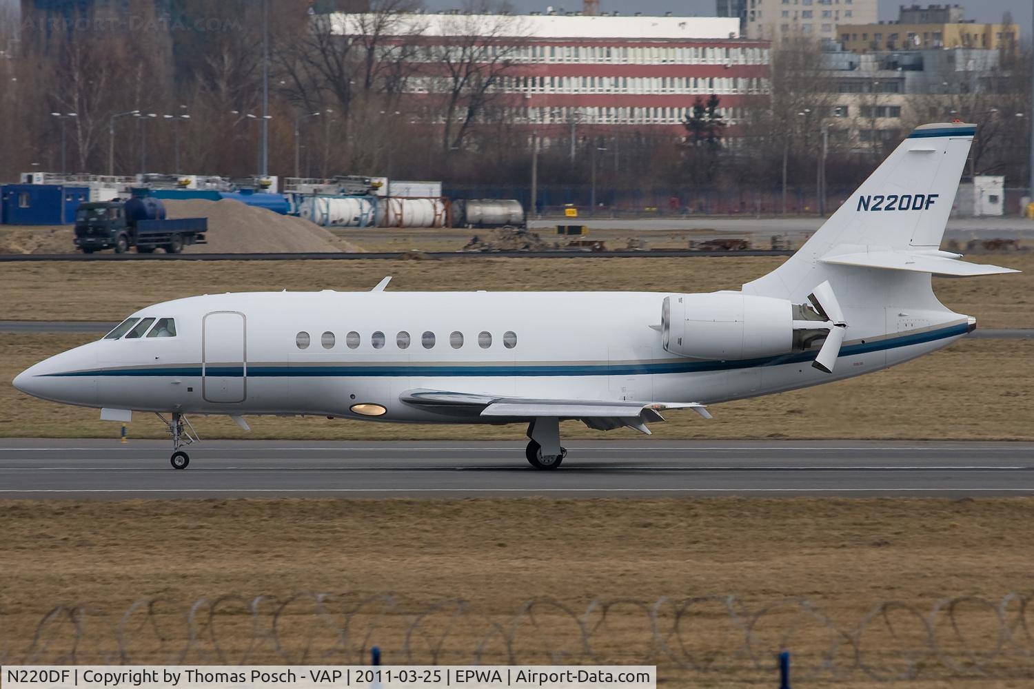 N220DF, 1998 Dassault Falcon 2000 C/N 69, Dominos Pizza