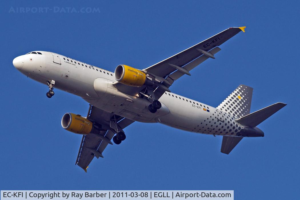 EC-KFI, 2007 Airbus A320-216 C/N 3174, Airbus A320-216 [3174] Vueling Airlines Home~G 08/03/2011