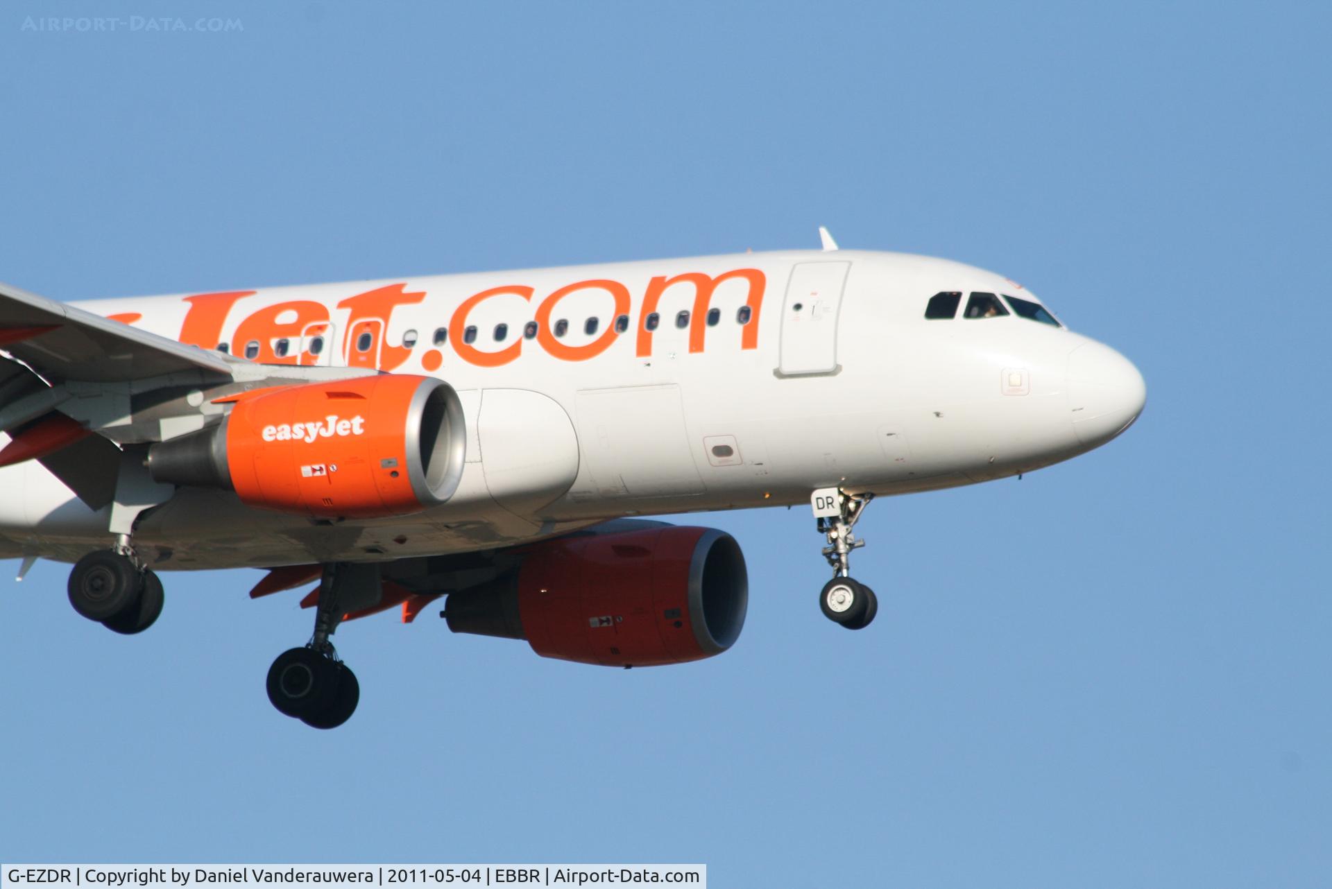 G-EZDR, 2008 Airbus A319-111 C/N 3683, Arrival of flight EZY2795 to RWY 02