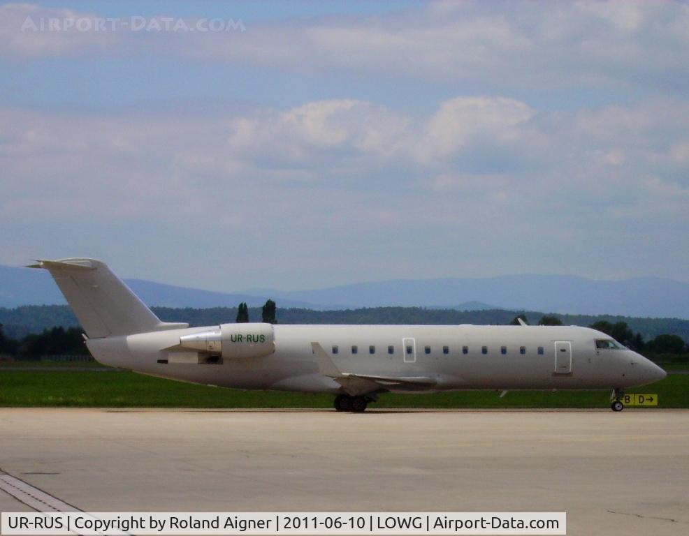 UR-RUS, 2004 Bombardier CRJ-200ER (CL-600-2B19) C/N 7990, Ehmalige Styrian Spirit