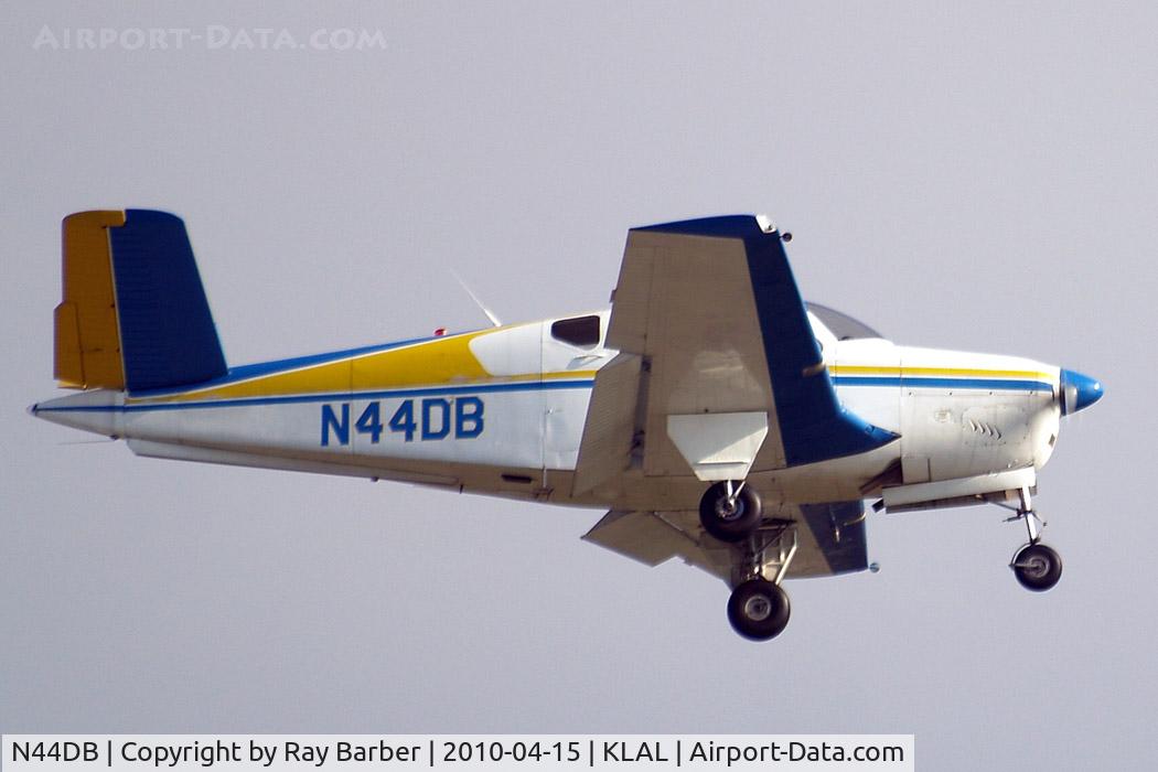 N44DB, 1959 Beech K35 Bonanza C/N D-6074, Beech K35 Bonanza [D-6074] Lakeland-Linder~N 15/04/2010