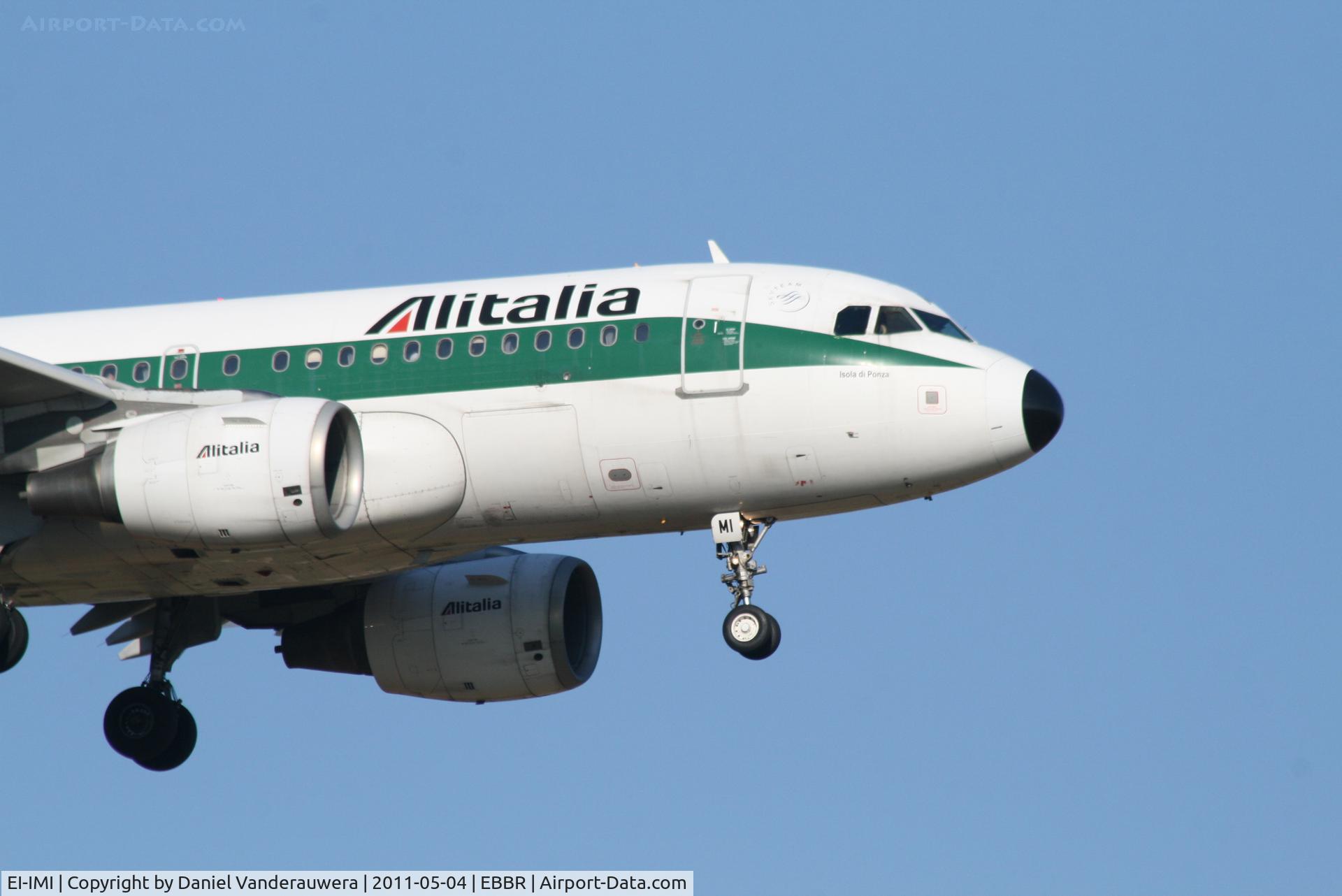 EI-IMI, 2002 Airbus A319-112 C/N 1745, Flight AZ148
