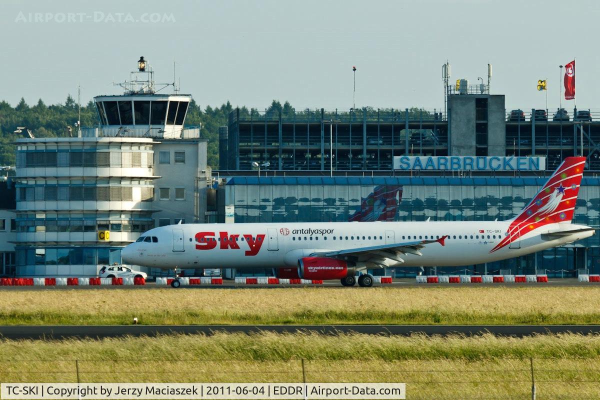 TC-SKI, 1998 Airbus A321-231 C/N 0811, TC-SKI_Airbus A321-231