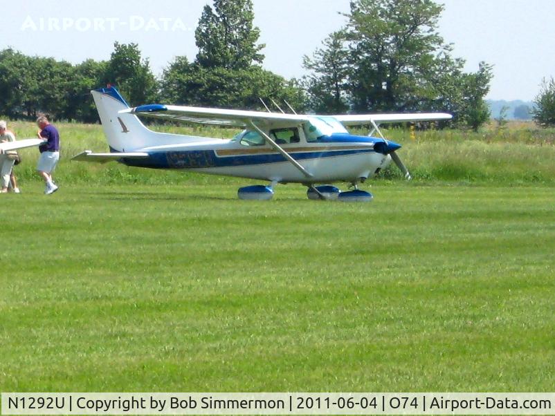 N1292U, 1976 Cessna 172M C/N 17266986, Parked in the grass at Mt. Victory, Ohio