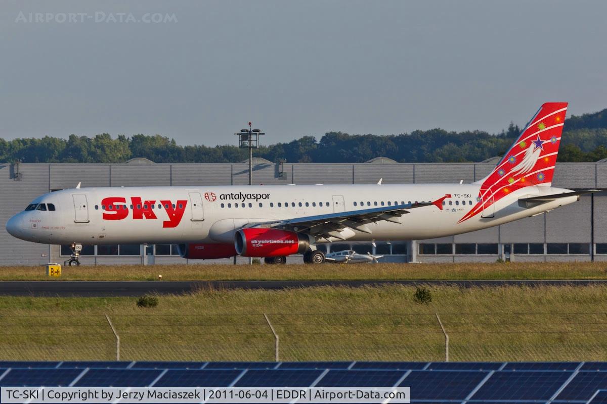TC-SKI, 1998 Airbus A321-231 C/N 0811, TC-SKI_
Airbus A321-231
