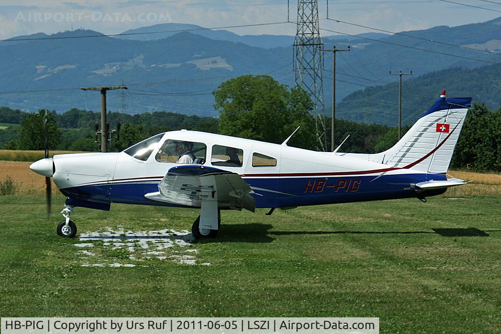 HB-PIG, 1978 Piper PA-28R-201 Cherokee Arrow III C/N 28R-7837261, short visit at Schupfart-Airfield