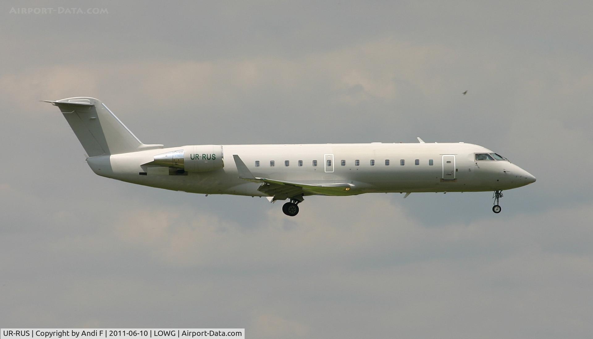 UR-RUS, 2004 Bombardier CRJ-200ER (CL-600-2B19) C/N 7990, Football-Charter