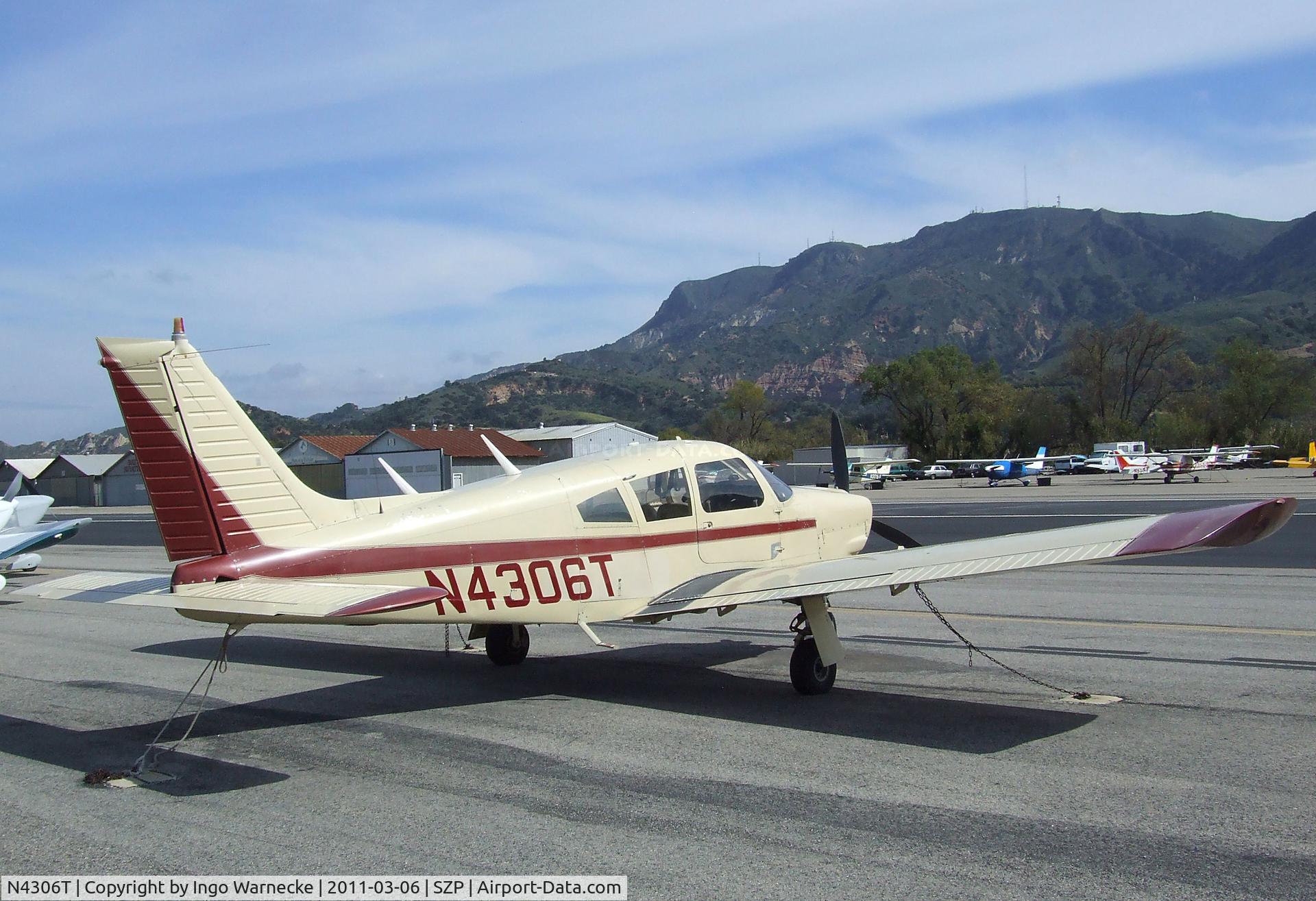 N4306T, 1971 Piper PA-28R-200 Cherokee Arrow C/N 28R-7235004, Piper PA-28R-200 Arrow 200 at Santa Paula airport during the Aviation Museum of Santa Paula open Sunday