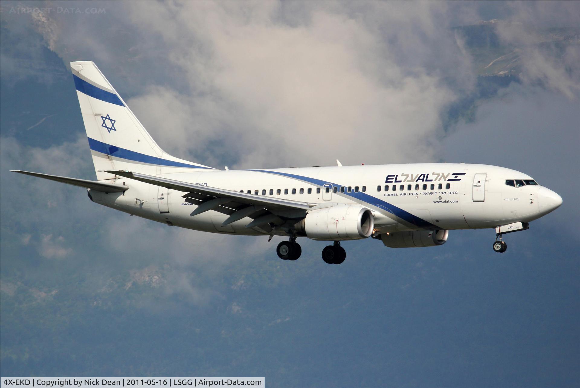 4X-EKD, 1999 Boeing 737-758 C/N 29960, LSGG/GVA
