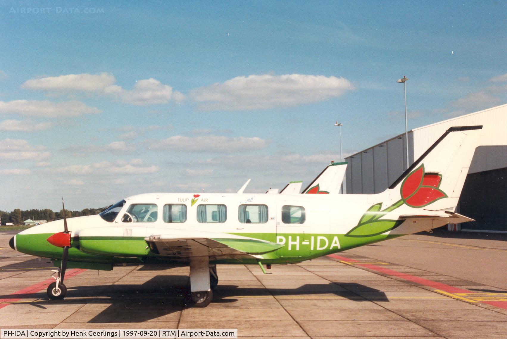 PH-IDA, 1978 Piper PA-31-350 Chieftain C/N 31-7852160, Tulip Air