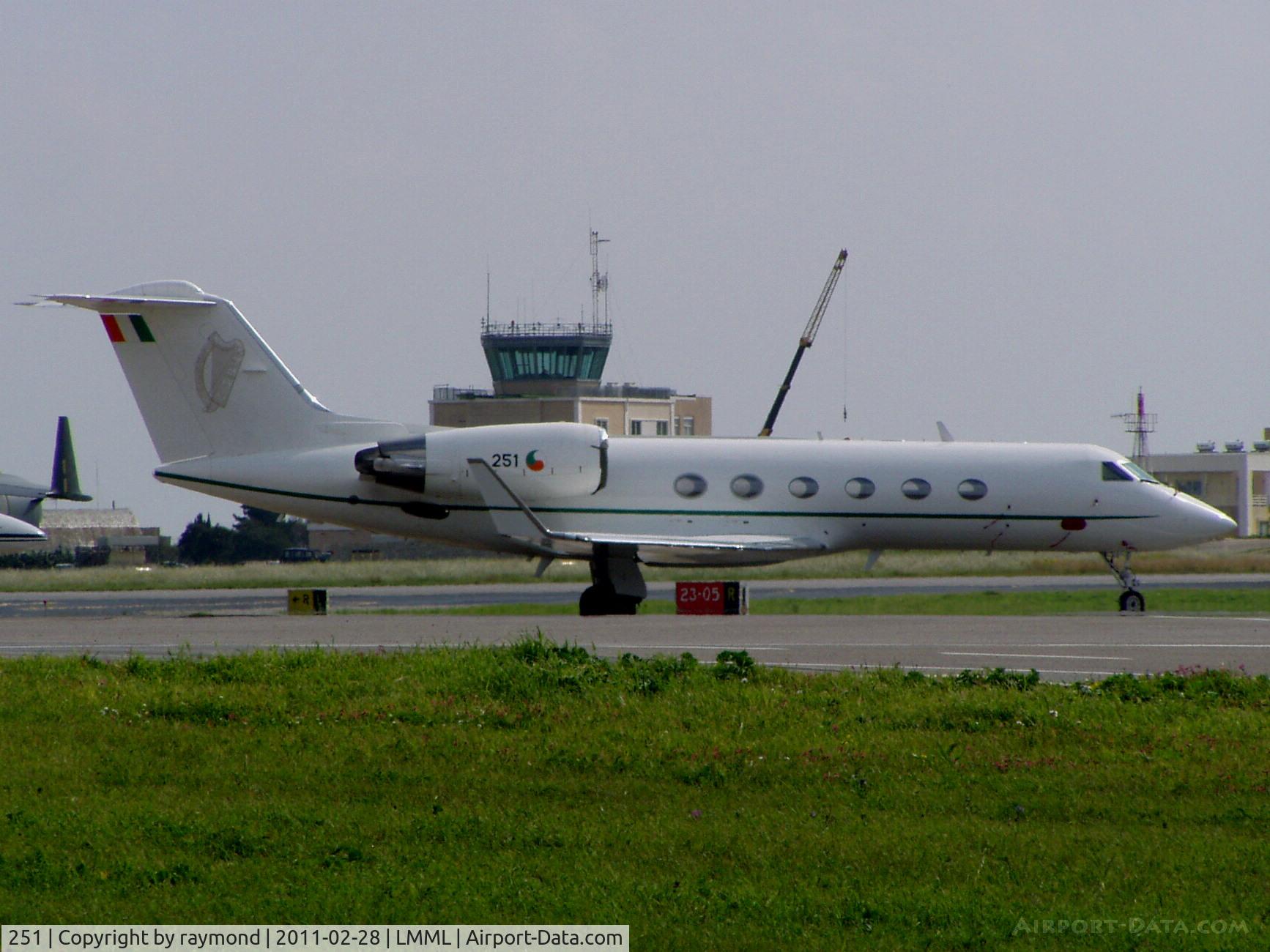 251, 1991 Gulfstream Aerospace G-IV C/N 1160, Gulfstream IV 251 Irish Air Corps