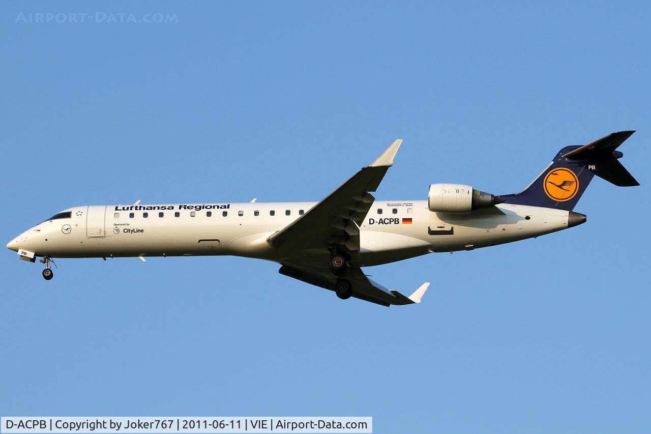 D-ACPB, 2001 Canadair CRJ-701ER (CL-600-2C10) Regional Jet C/N 10013, Lufthansa Regional (CityLine)