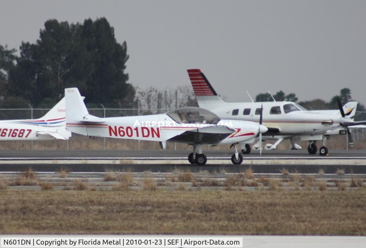 N601DN, 2007 AMD CH-601XL SLSA C/N 601-046S, CH601XL