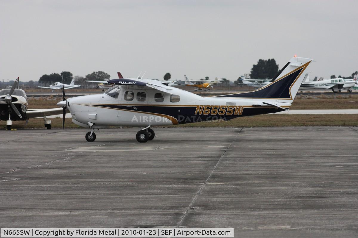N665SW, Cessna P210N Pressurised Centurion C/N P21000588, Cessna P210N
