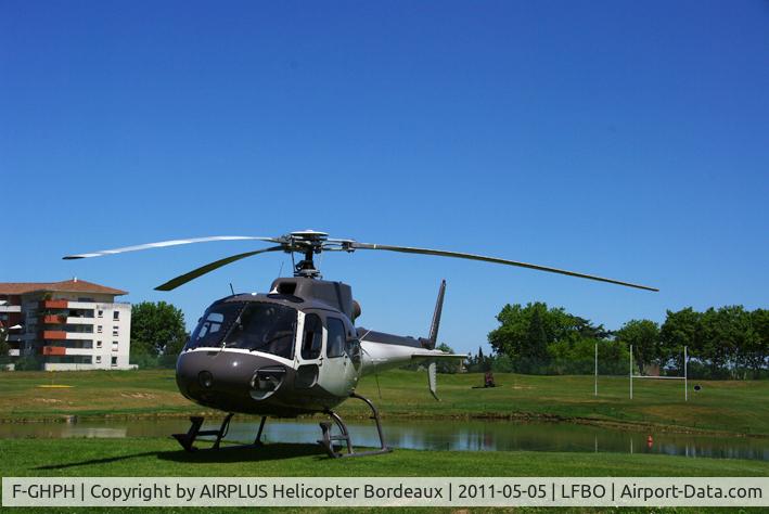 F-GHPH, Eurocopter AS-350B-2 Ecureuil Ecureuil C/N 2365, Golf de Seilh - Toulouse - France
AIRPLUS HELICOPTER
