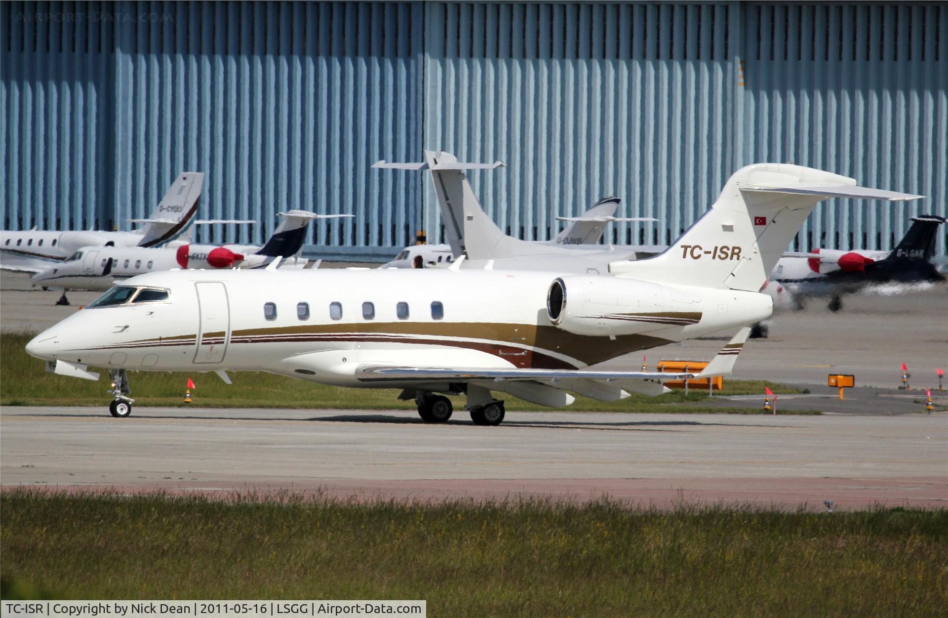 TC-ISR, Bombardier Challenger 300 (BD-100-1A10) C/N 20138, LSGG/GVA