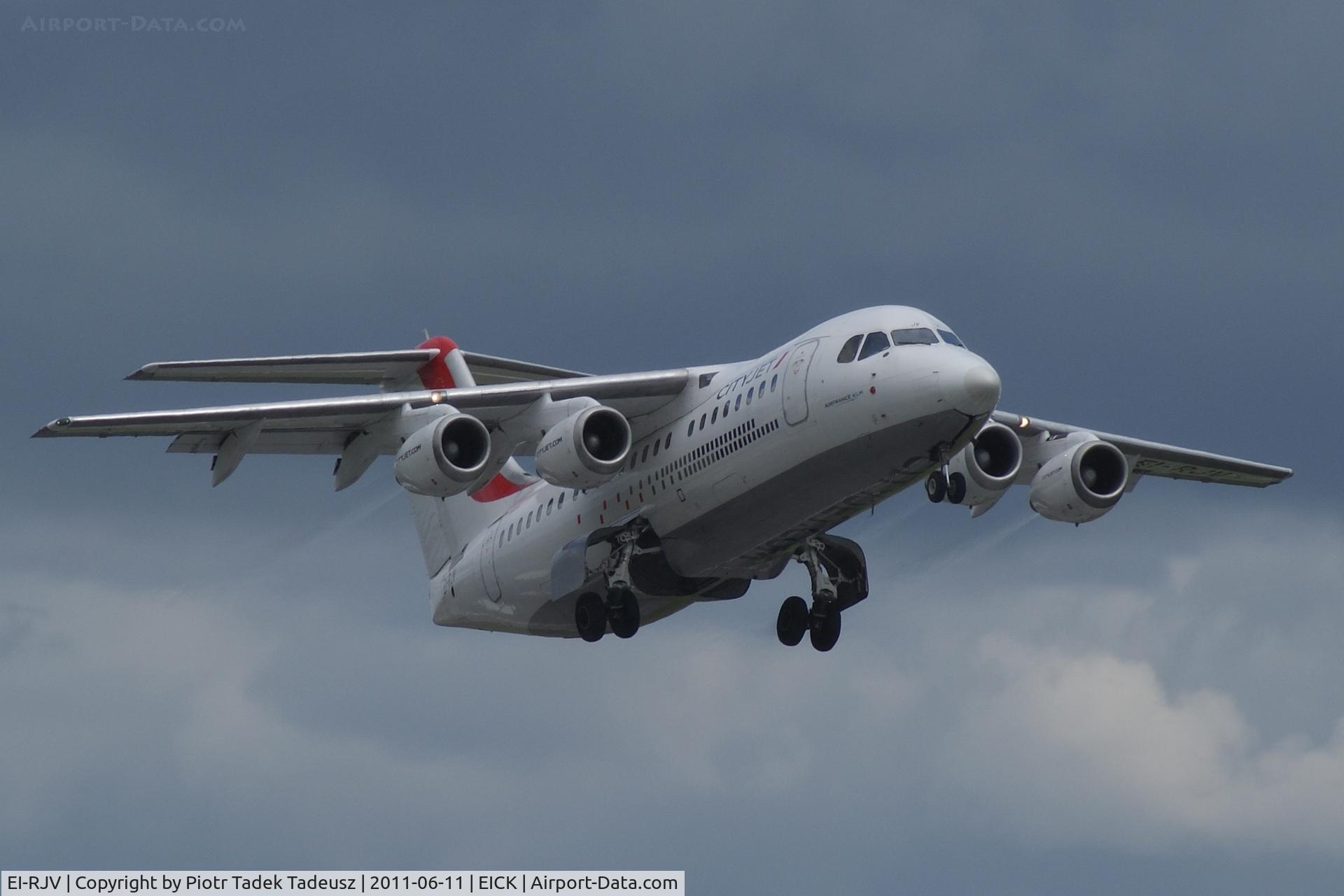 EI-RJV, 2000 British Aerospace Avro 146-RJ85A C/N E2370, Cork.