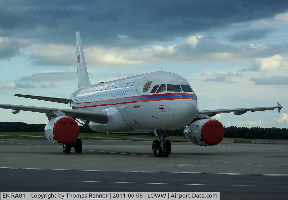 EK-RA01, 1998 Airbus A319-132 C/N 0913, Armenia Government Airbus A319