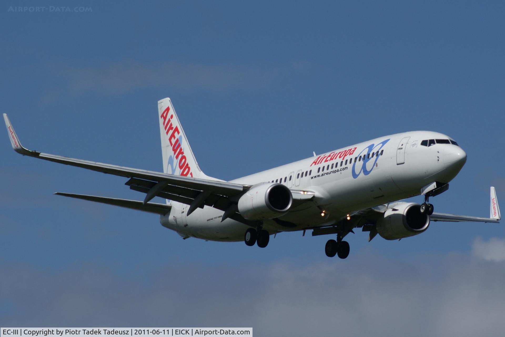 EC-III, 2002 Boeing 737-86Q C/N 30284, Cork.