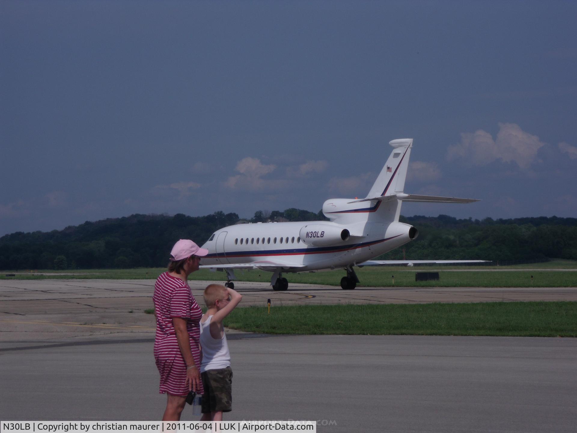 N30LB, 1996 Dassault Falcon 900EX C/N 08, AT LUk