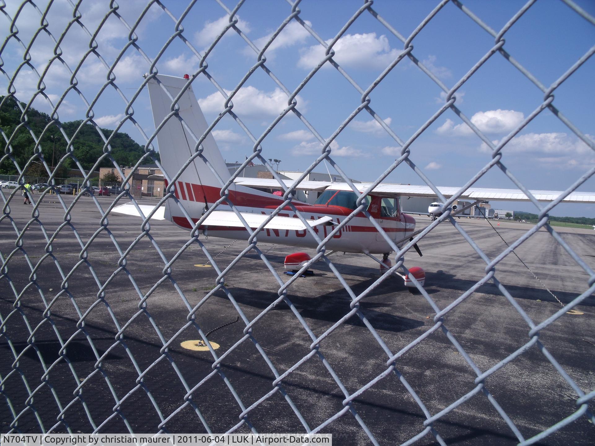 N704TV, 1976 Cessna 150M C/N 15078869, 150