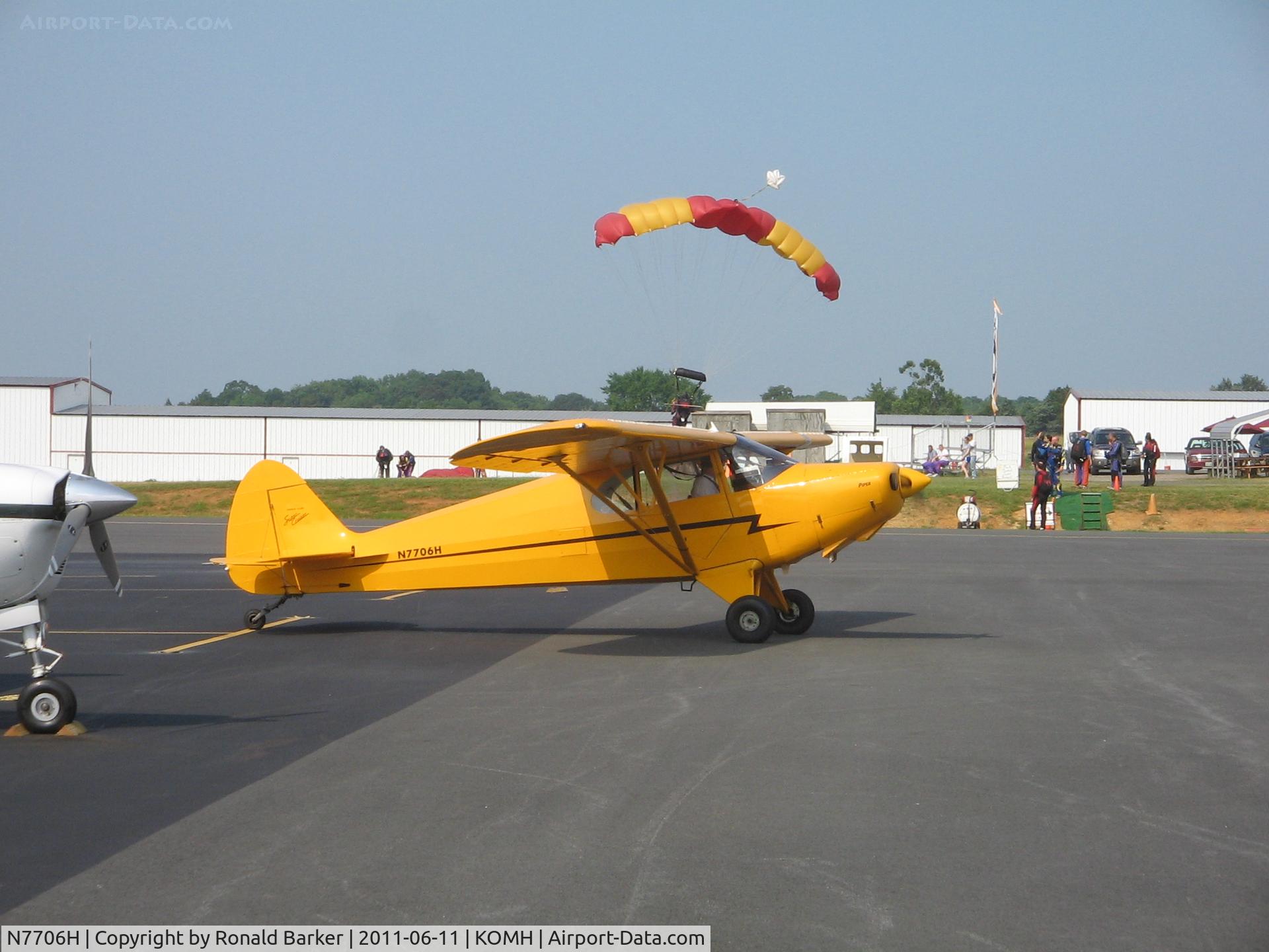 N7706H, 1946 Piper PA-12 Super Cruiser C/N 12-598, Orange, VA