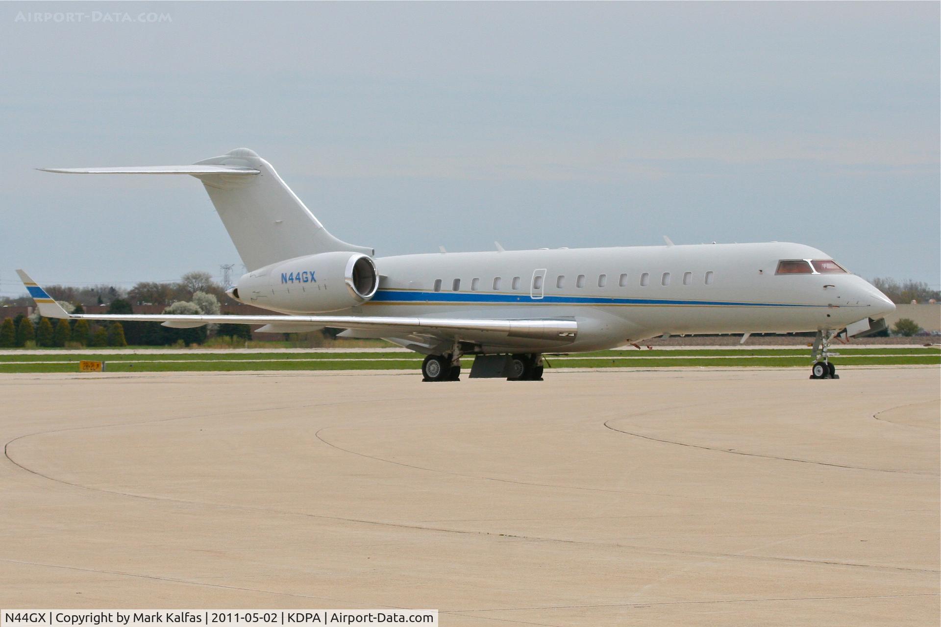 N44GX, 2004 Bombardier BD-700-1A10 Global Express C/N 9142, Bombardier BD-700-1A10, on the ramp at DuPage Airport.