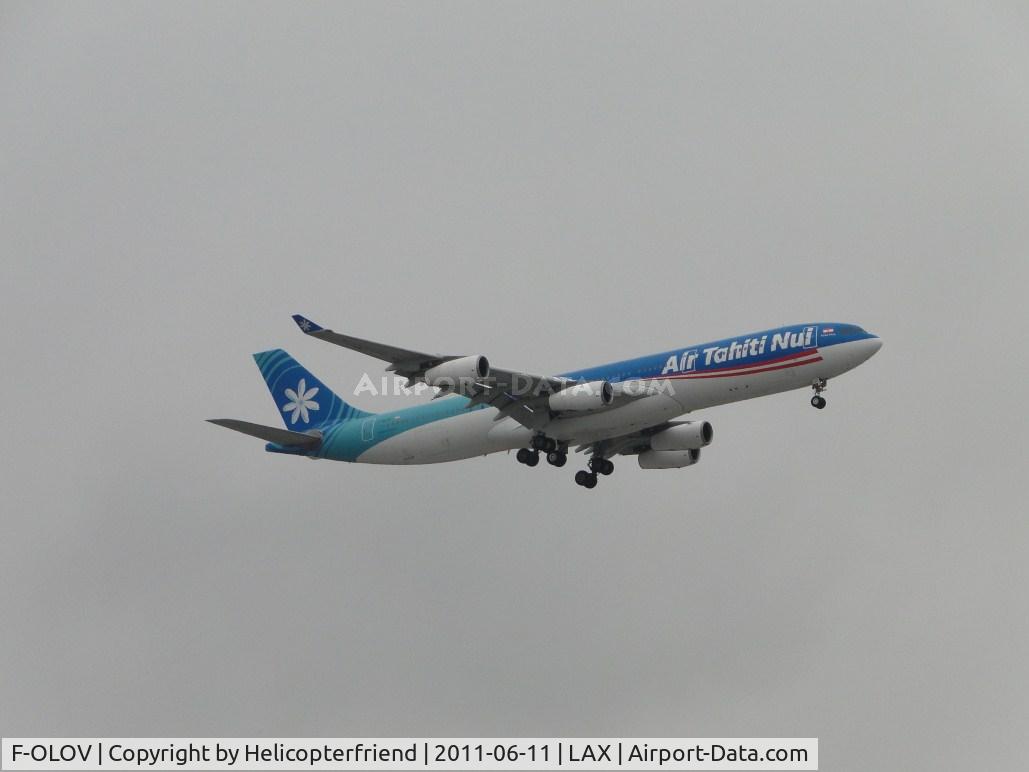 F-OLOV, 2005 Airbus A340-313 C/N 668, On final to runway 24