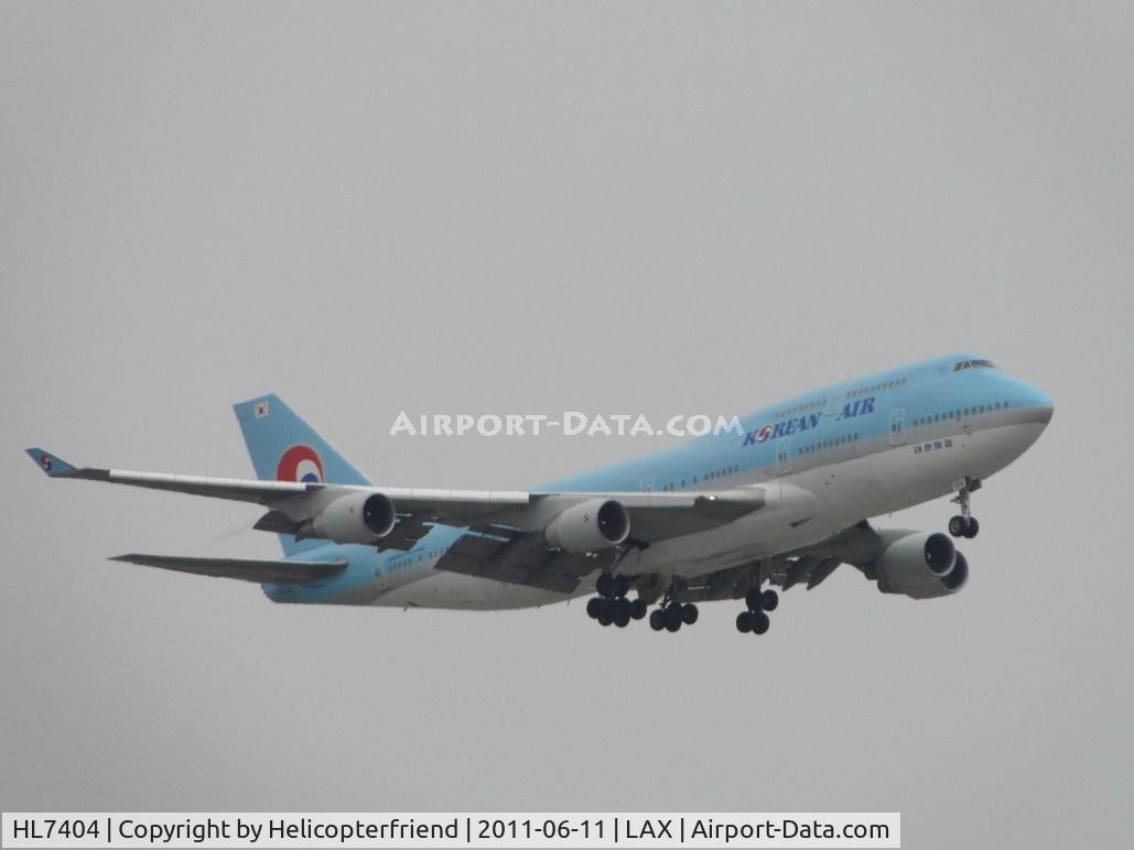 HL7404, 1998 Boeing 747-4B5 C/N 26409, On final to runway 24