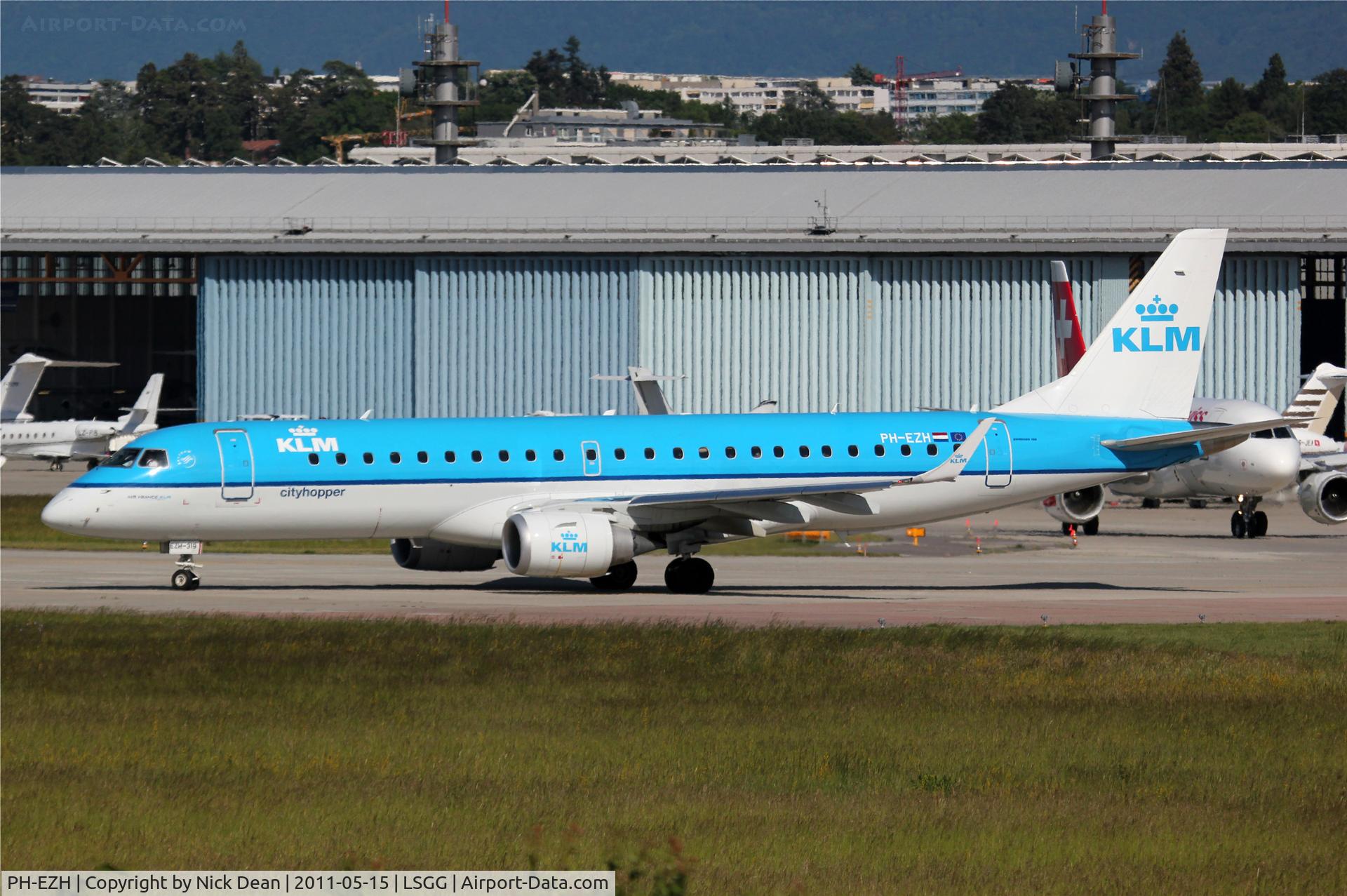 PH-EZH, 2009 Embraer 190LR (ERJ-190-100LR) C/N 19000319, LSGG/GVA