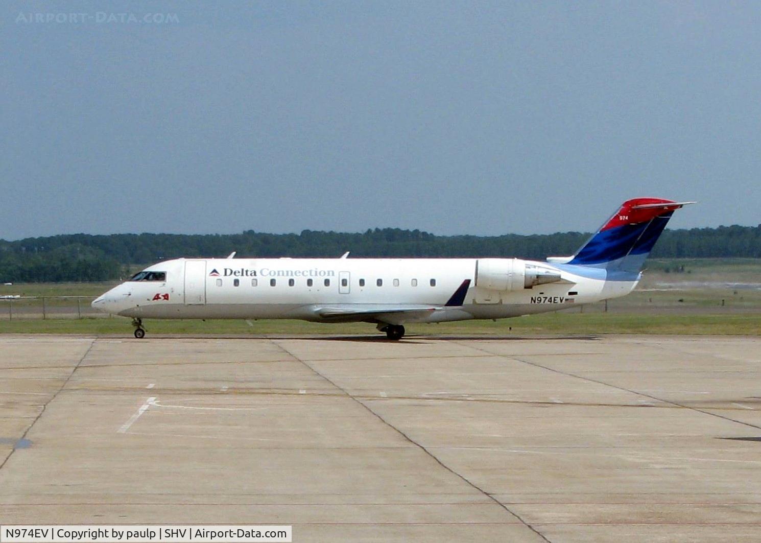 N974EV, 2001 Bombardier CRJ-200ER (CL-600-2B19) C/N 7594, At Shreveport Regional.
