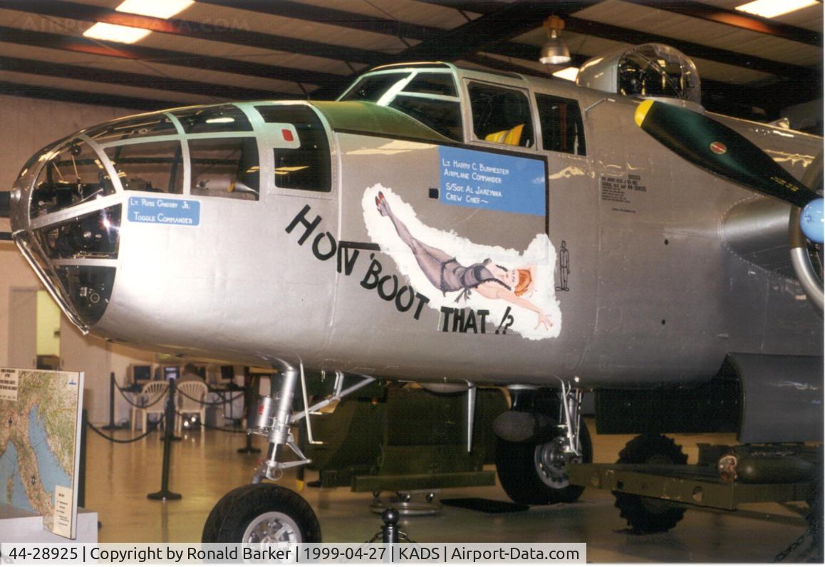 44-28925, 1944 North American B-25J Mitchell Mitchell C/N 108-32200, Cavanaugh Flight Museum