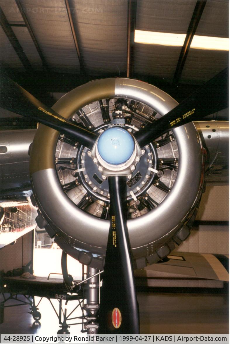 44-28925, 1944 North American B-25J Mitchell Mitchell C/N 108-32200, Cavanaugh Flight Museum