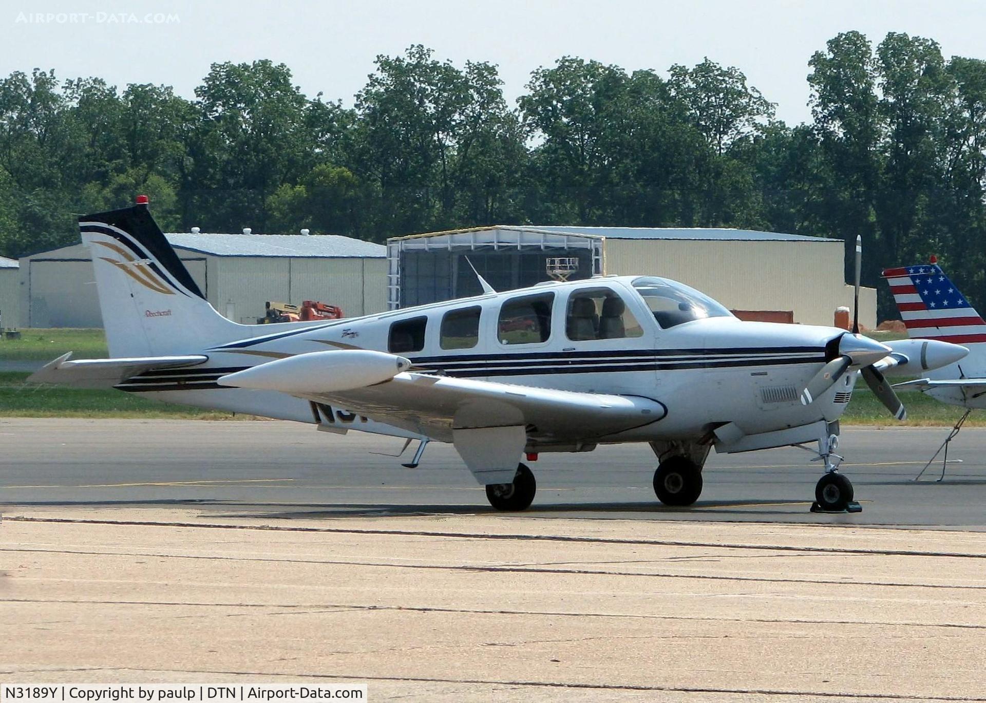 N3189Y, 2001 Raytheon Aircraft Company A36 Bonanza C/N E-3389, At Downtown Shreveport.