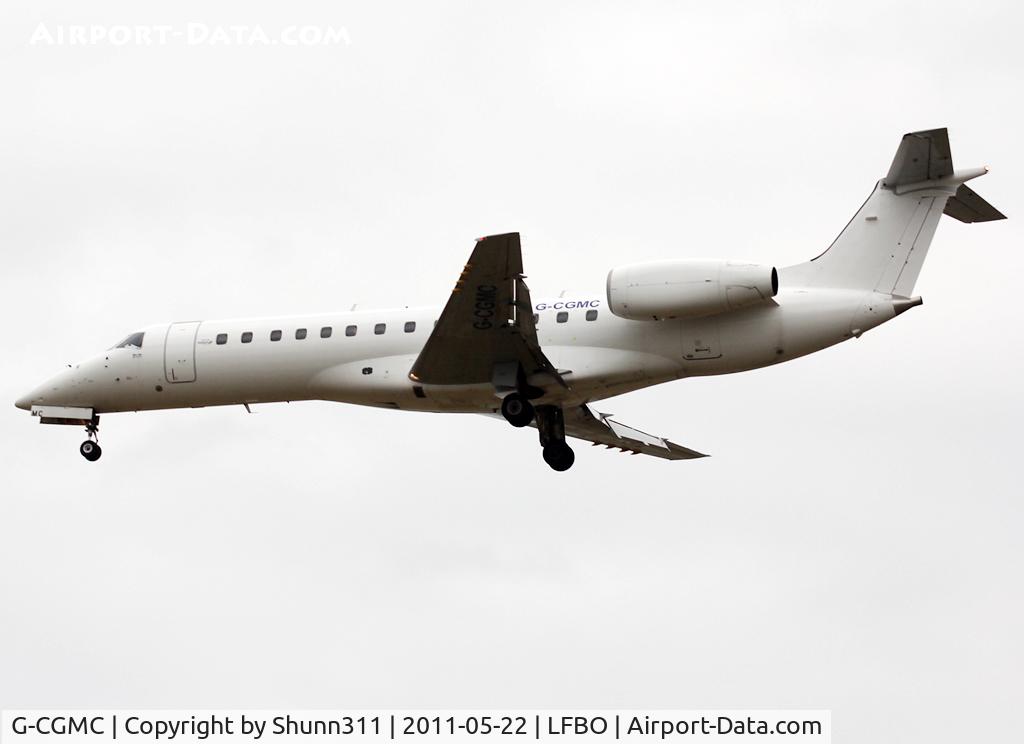 G-CGMC, 1999 Embraer ERJ-135ER (EMB-135ER) C/N 145198, Landing rwy 32L... Small Eastern Airways titles next door...