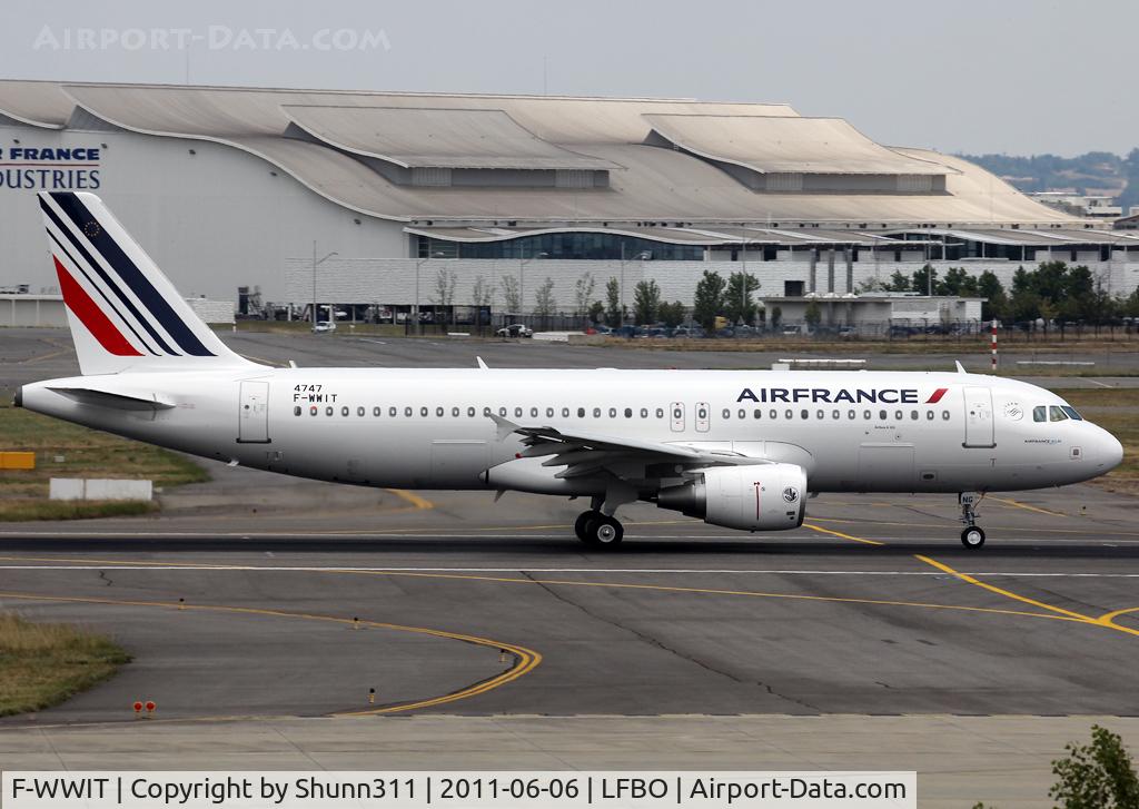 F-WWIT, 2011 Airbus A320-214 C/N 4747, C/n 4747 - To be F-HBNG
