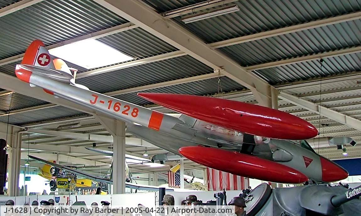 J-1628, De Havilland (F+W Emmen) DH-112 Venom FB.54 C/N 838, DH.112 Venom FB.50 Sinsheim~D 22/04/2005