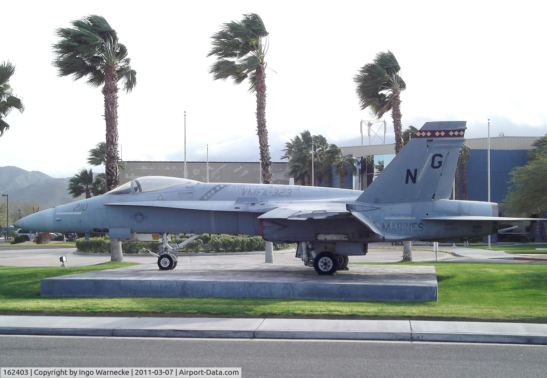 162403, McDonnell Douglas F/A-18A Hornet C/N 0231/A183, McDonnell Douglas F/A-18 Hornet at the Palm Springs Air Museum, Palm Springs CA