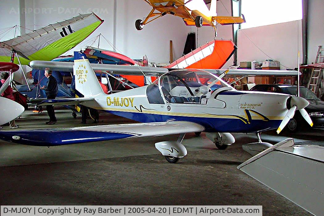D-MJOY, 2002 Evektor EV-97 Eurostar C/N 2002-1402, Evektor EV-97 Eurostar [2002-1402] Tannheim~D 20/04/2005