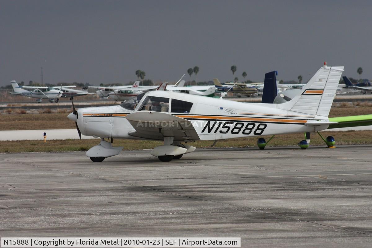 N15888, 1972 Piper PA-28-140 C/N 28-7325189, PA-28-140