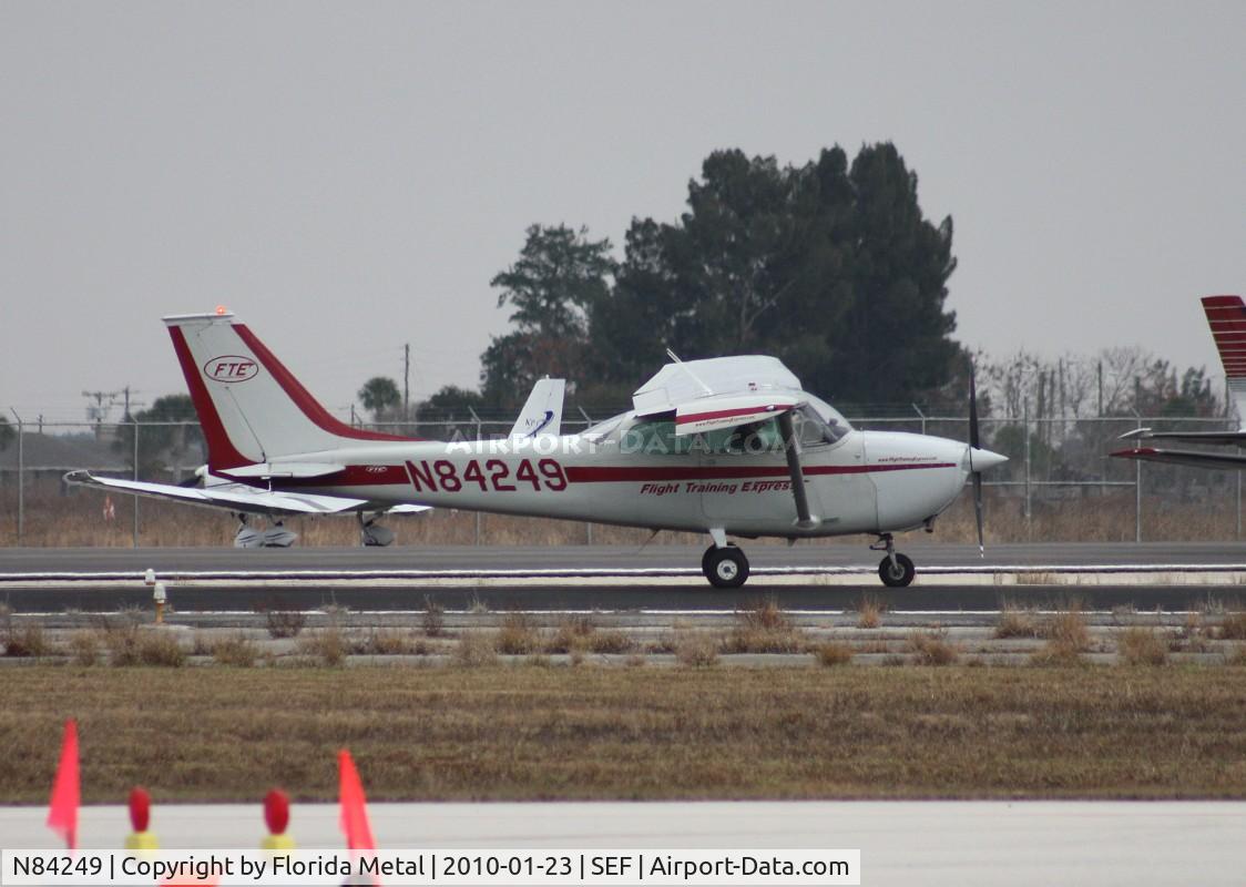 N84249, 1969 Cessna 172K Skyhawk C/N 17258394, Cessna 172K