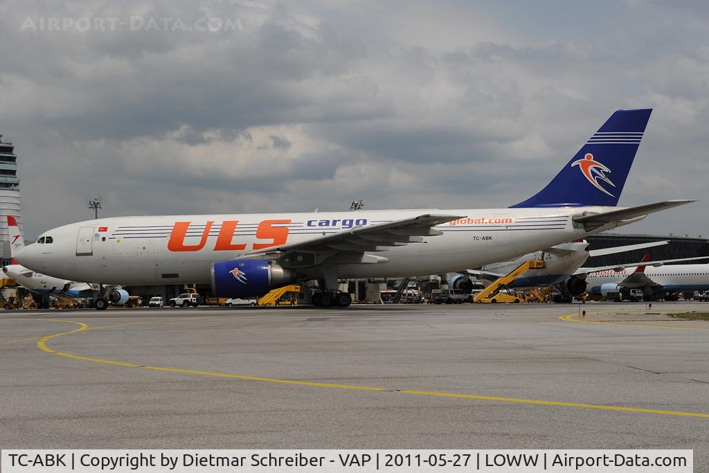 TC-ABK, 1980 Airbus A300B4-203 C/N 101, ULS Cargo Airbus 300