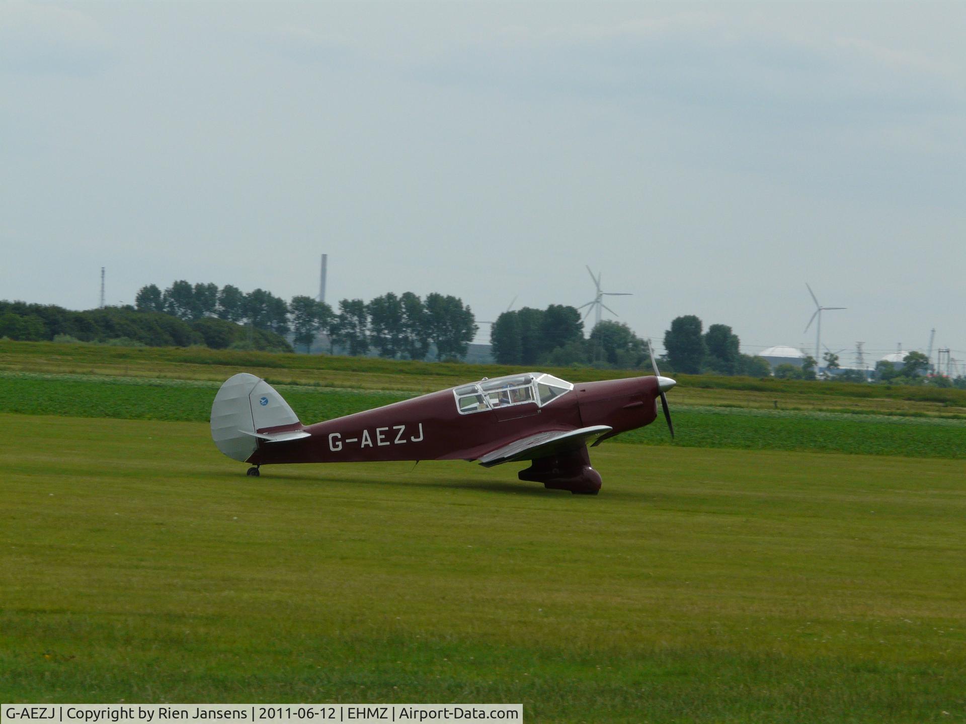 G-AEZJ, 1937 Percival P-10 Vega Gull C/N K.65, At EHMZ 12/06/2011