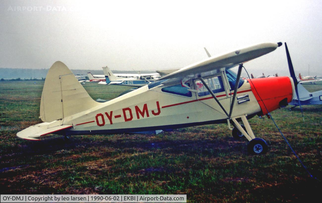 OY-DMJ, 1947 SAI KZ VII Laerke C/N 174, Billund DK 2.6.90