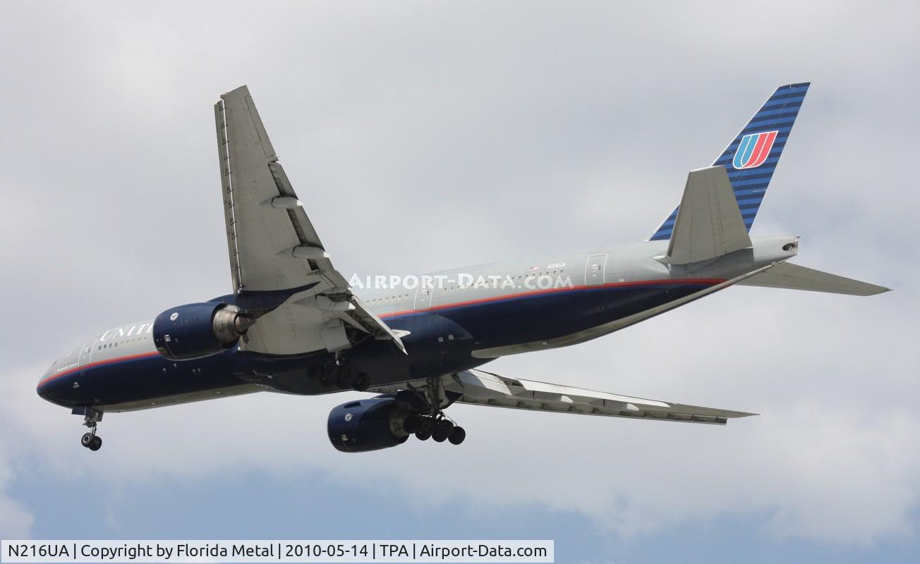 N216UA, 2000 Boeing 777-222 C/N 30549, United 777