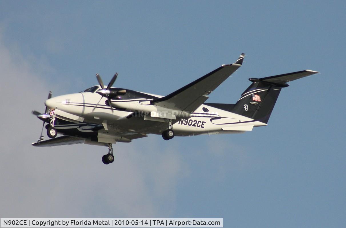 N902CE, 2008 Hawker Beechcraft 350 King Air (B300) C/N FL-572, Beech 350