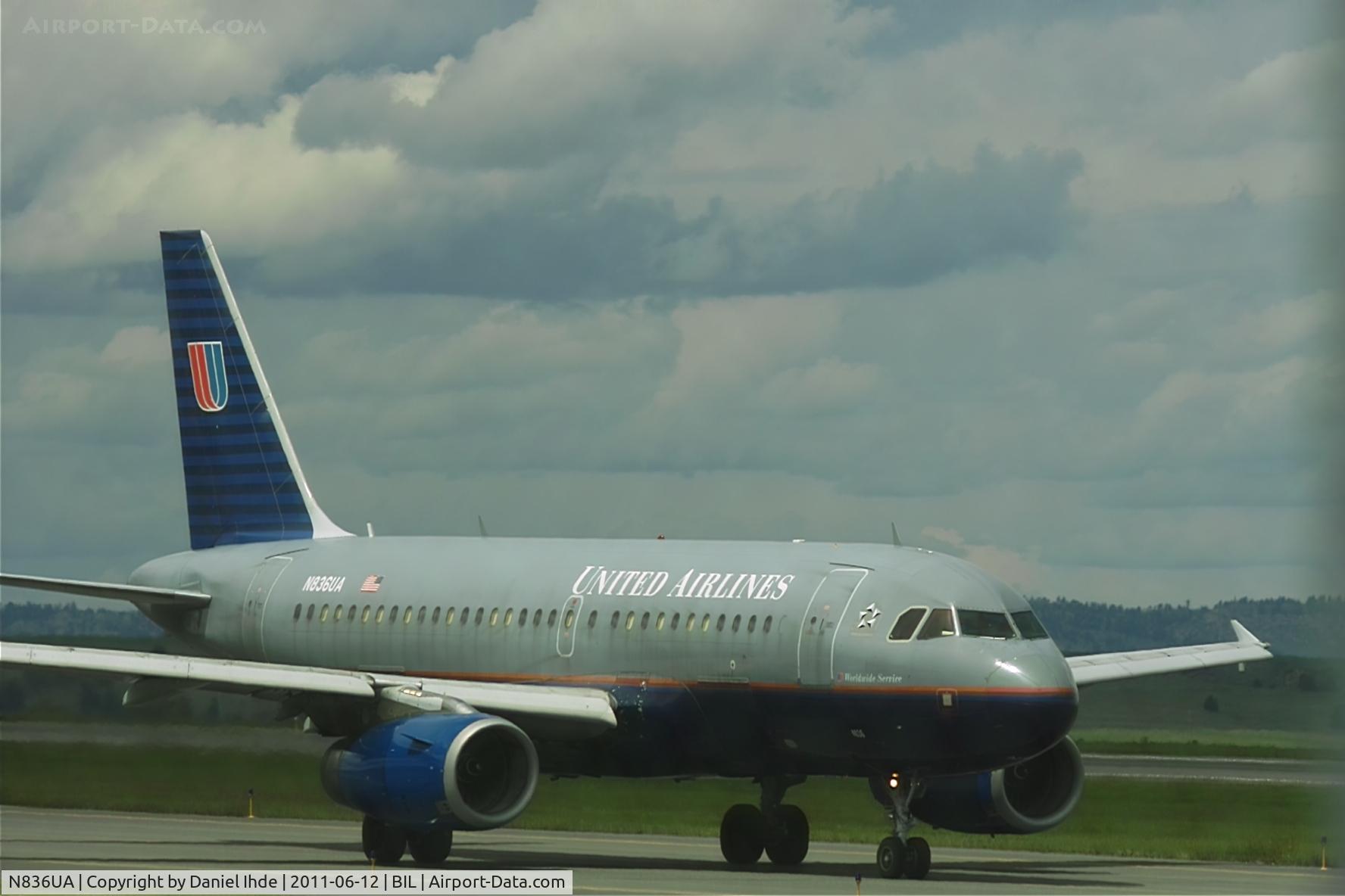 N836UA, 2001 Airbus A319-131 C/N 1460, United Airlines Airbus A319 @ BIL
